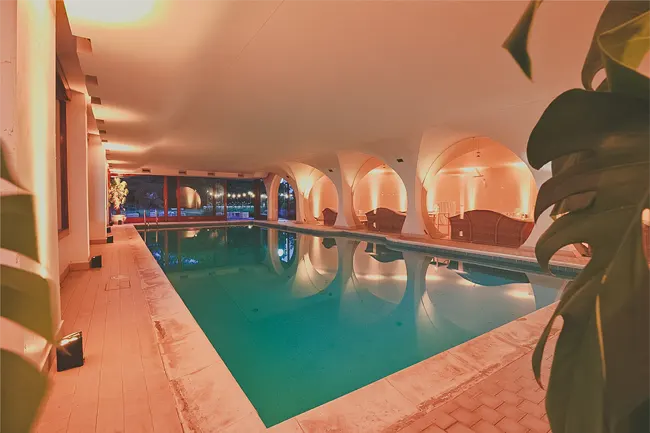 Festa privata in location con piscina al chiuso a milano